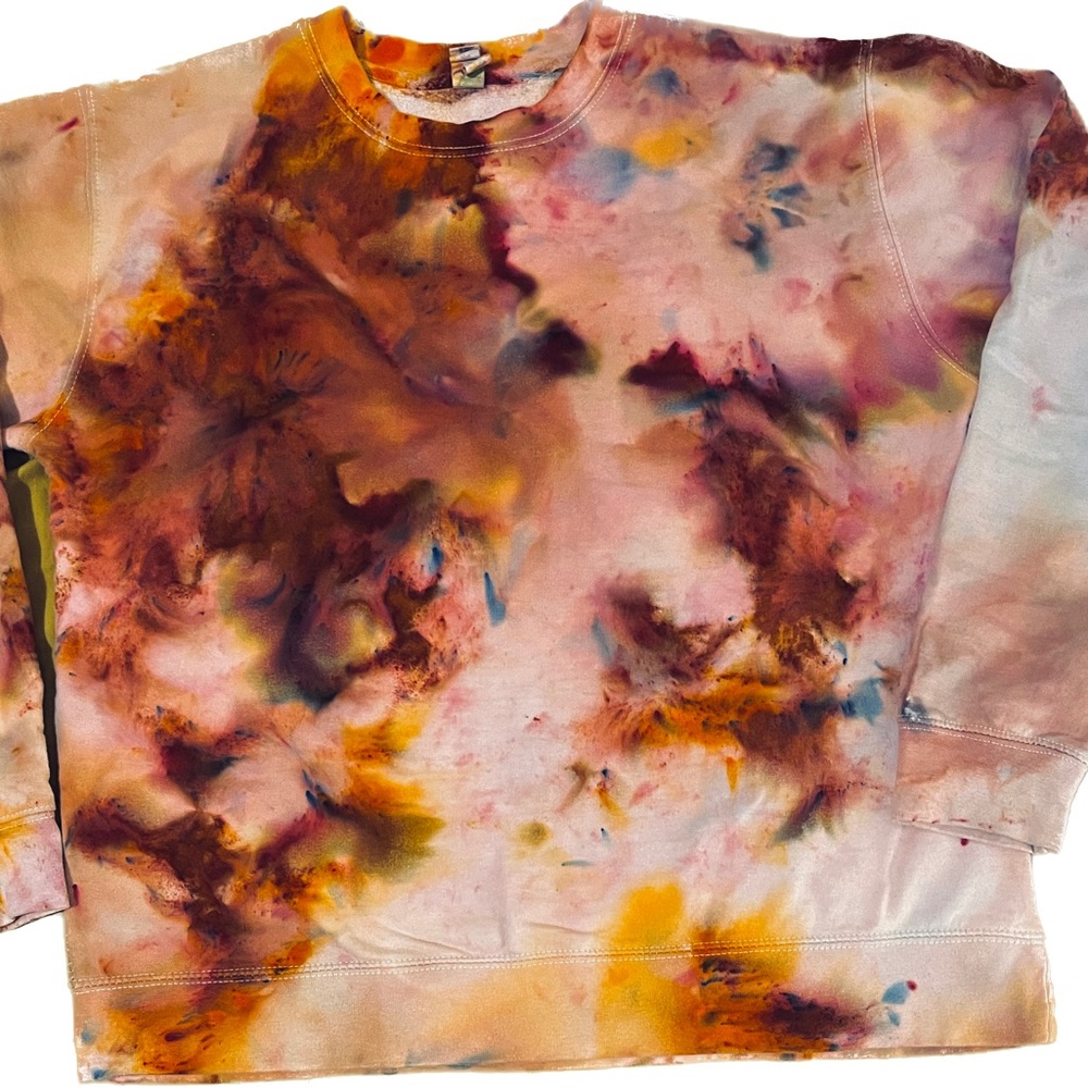 Masha hand-dyed sweatshirt